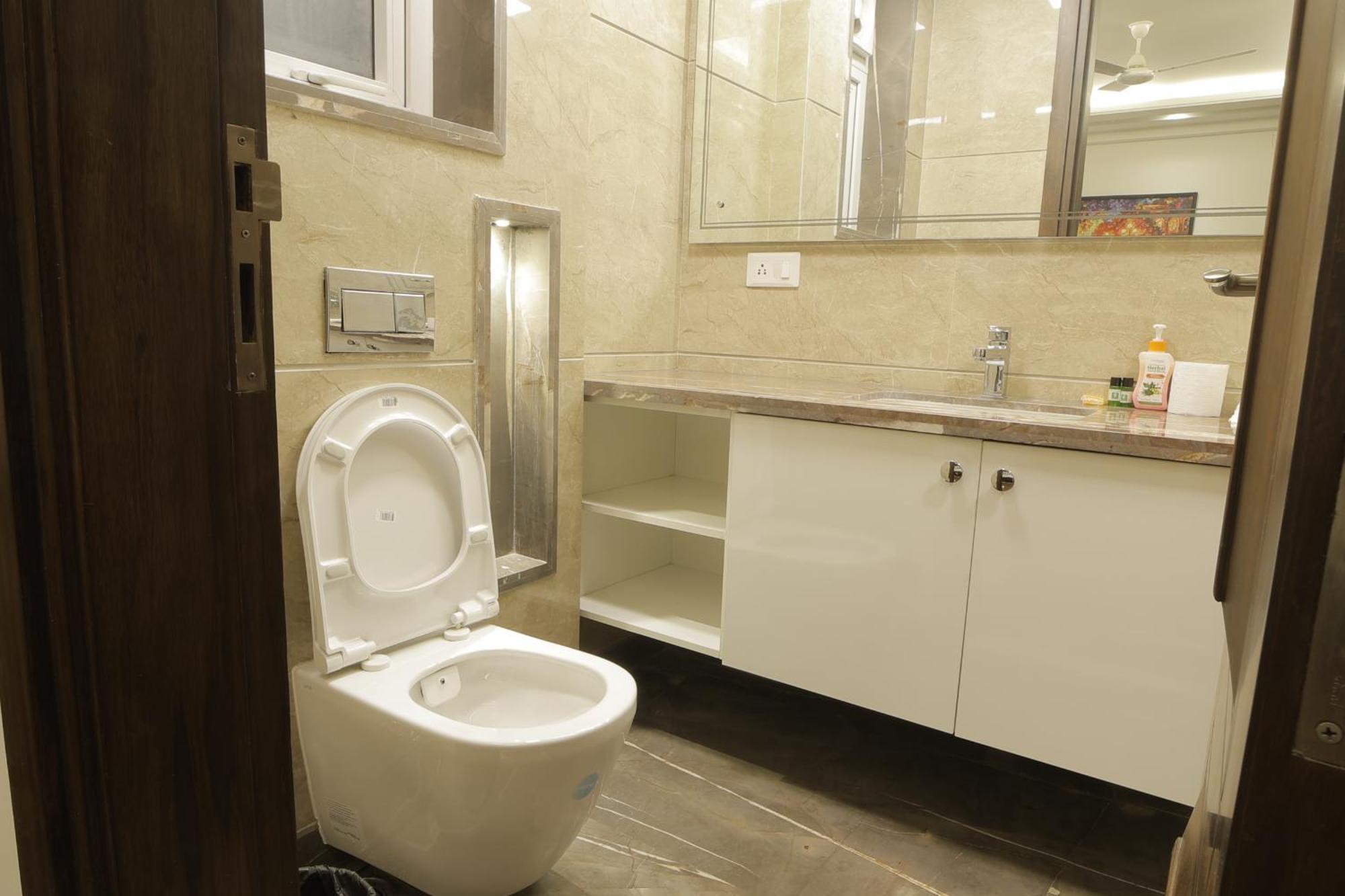 Bed and Breakfast Under My Roof Superio Nuova Delhi Esterno foto
