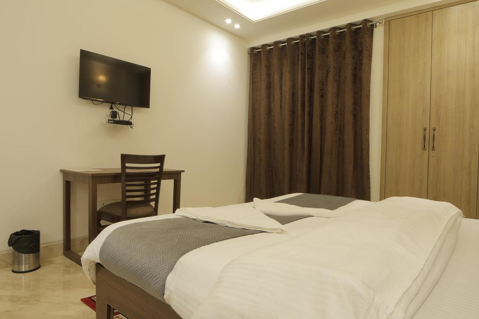 Bed and Breakfast Under My Roof Superio Nuova Delhi Esterno foto