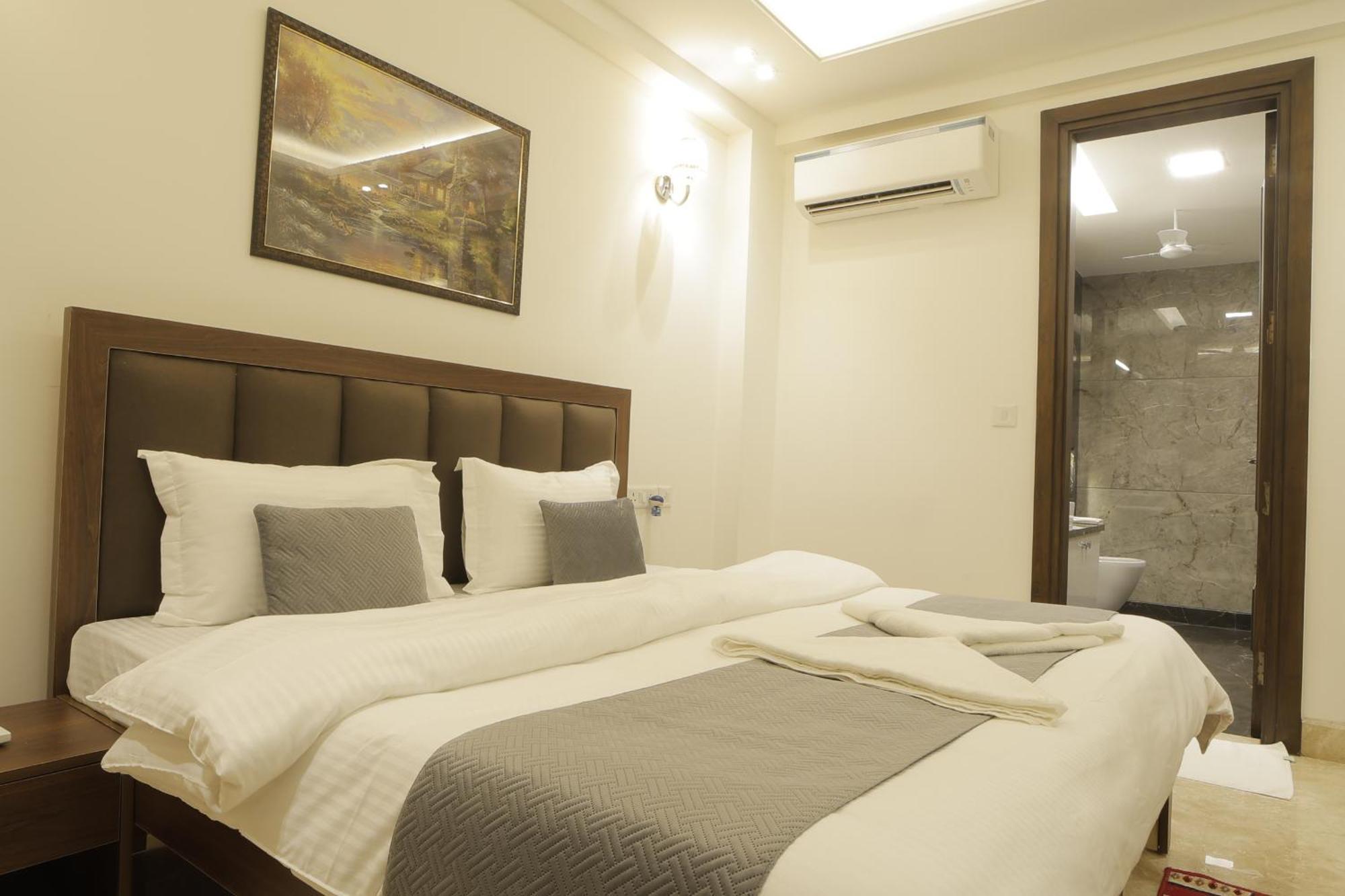 Bed and Breakfast Under My Roof Superio Nuova Delhi Esterno foto