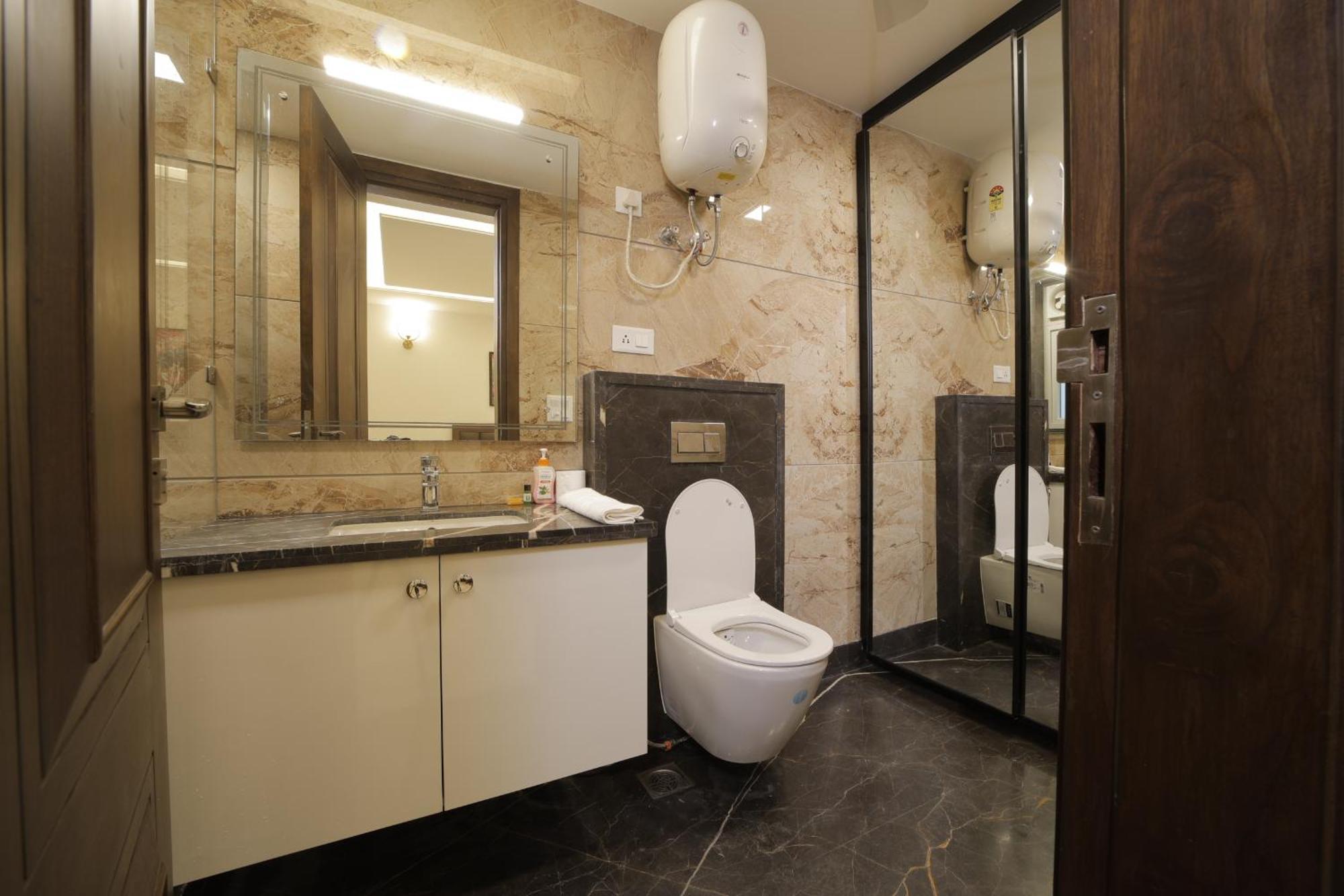 Bed and Breakfast Under My Roof Superio Nuova Delhi Esterno foto