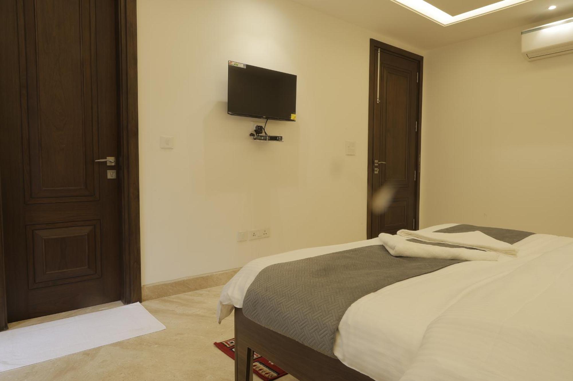 Bed and Breakfast Under My Roof Superio Nuova Delhi Esterno foto